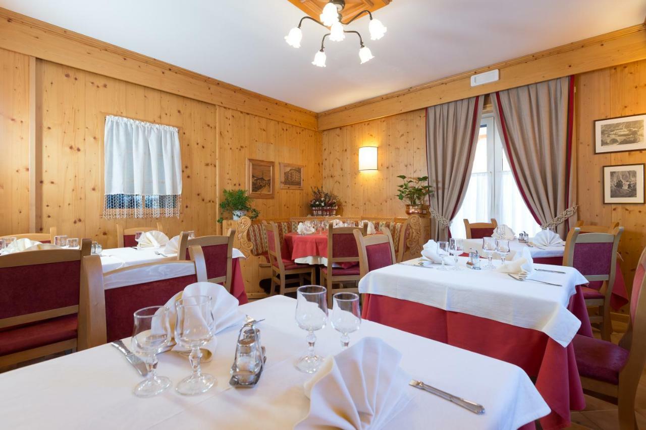 Hotel I Rododendri Valfurva Kültér fotó
